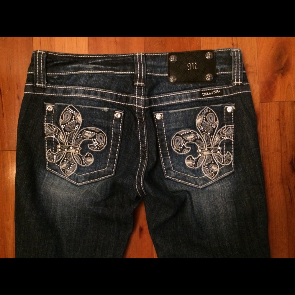 Miss Me size 26 with 34” inseam - Boot